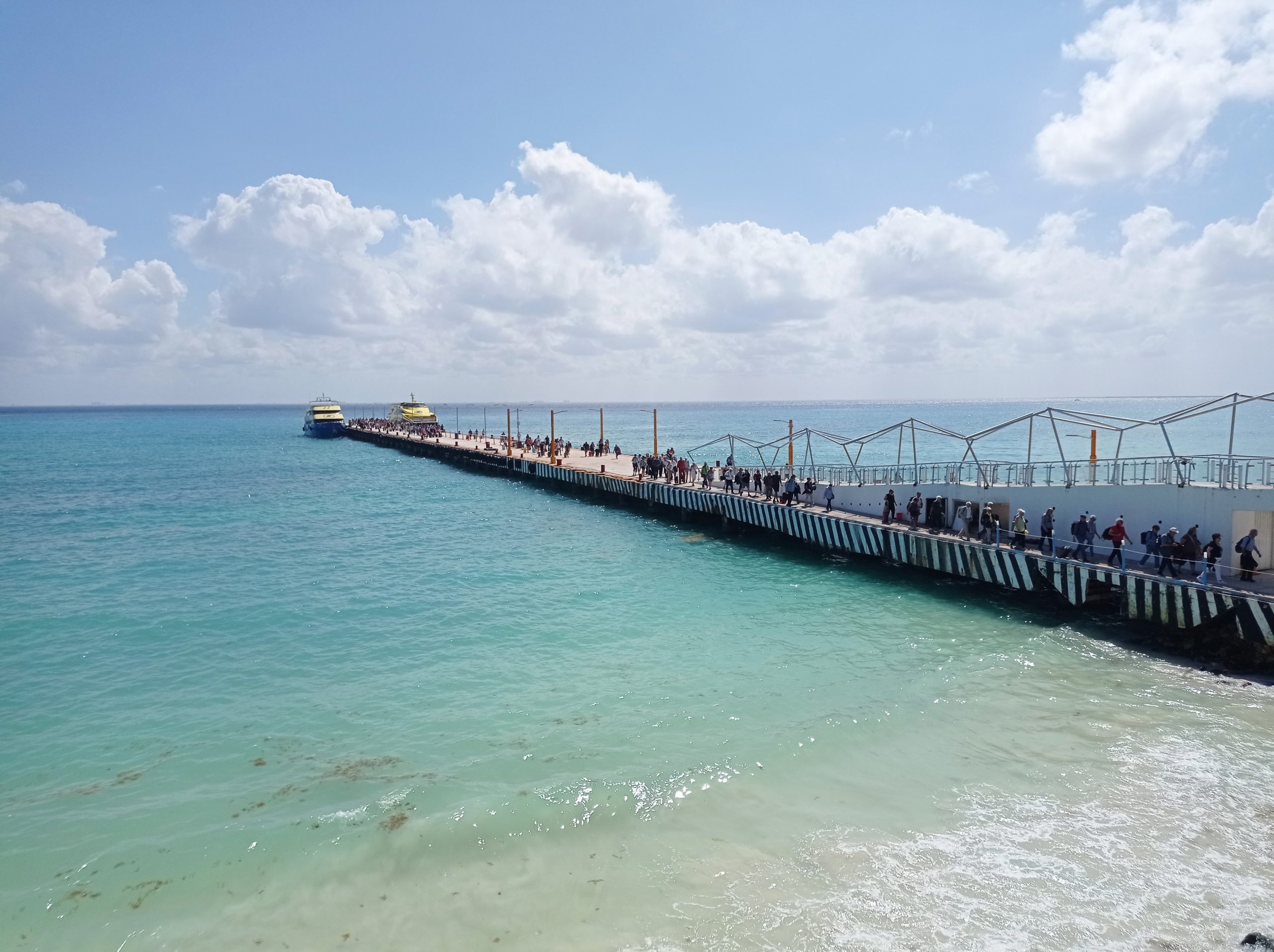Quai de Playa del Carmen d'ou partent les ferrys pour Cozumel