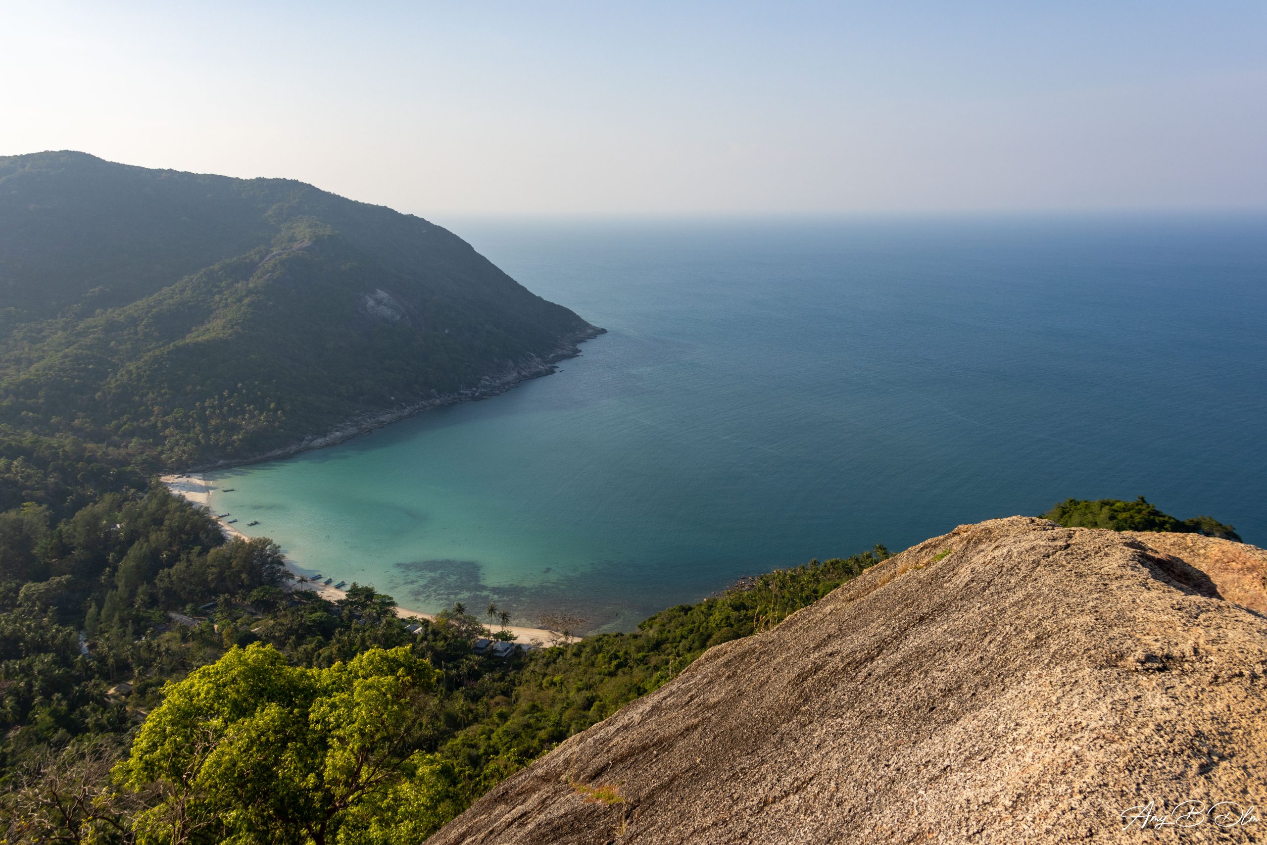 point de vue au dessus de bottle beach