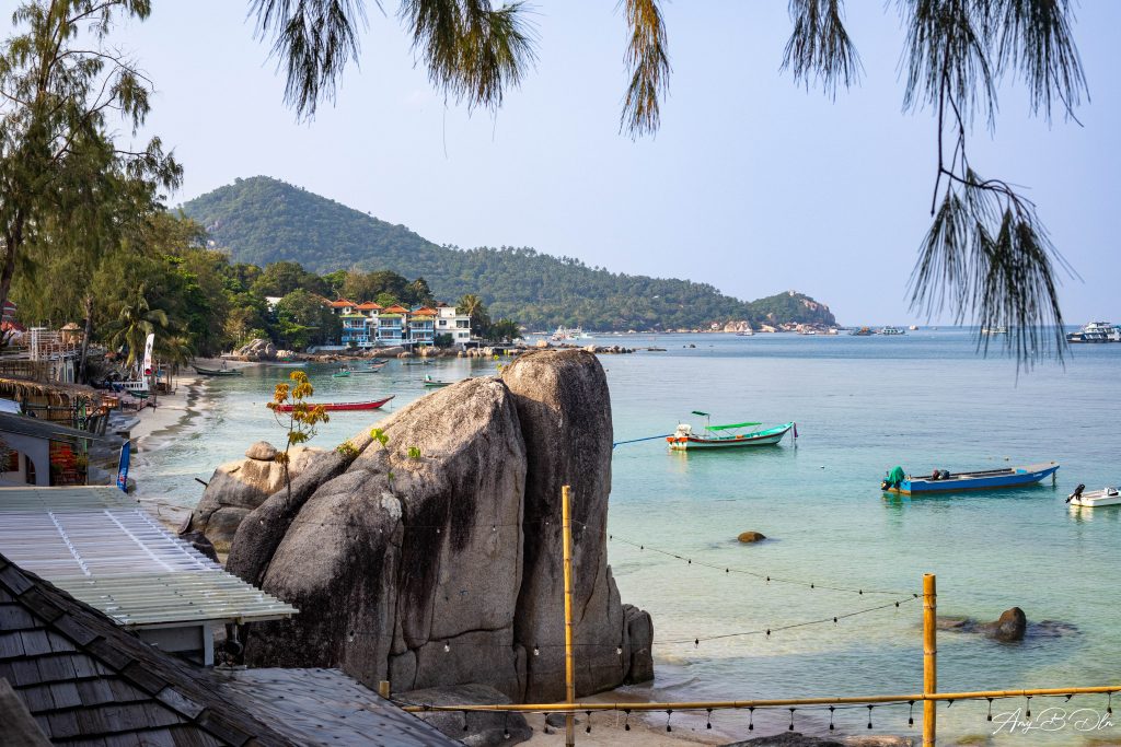Sairee beach a koh tao au petit matin